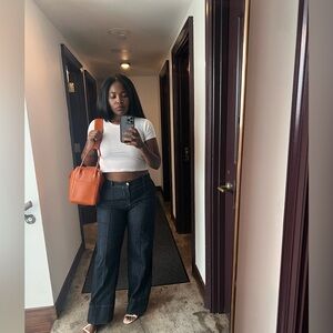 Meet your Posher, Arielle